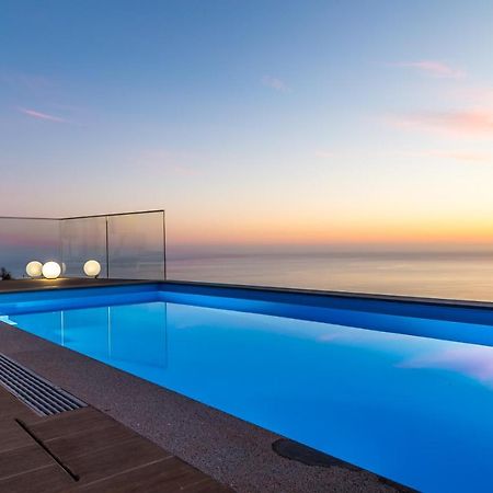 A&M House II Luxury Holidays Home أركو دا كالهيتا المظهر الخارجي الصورة
