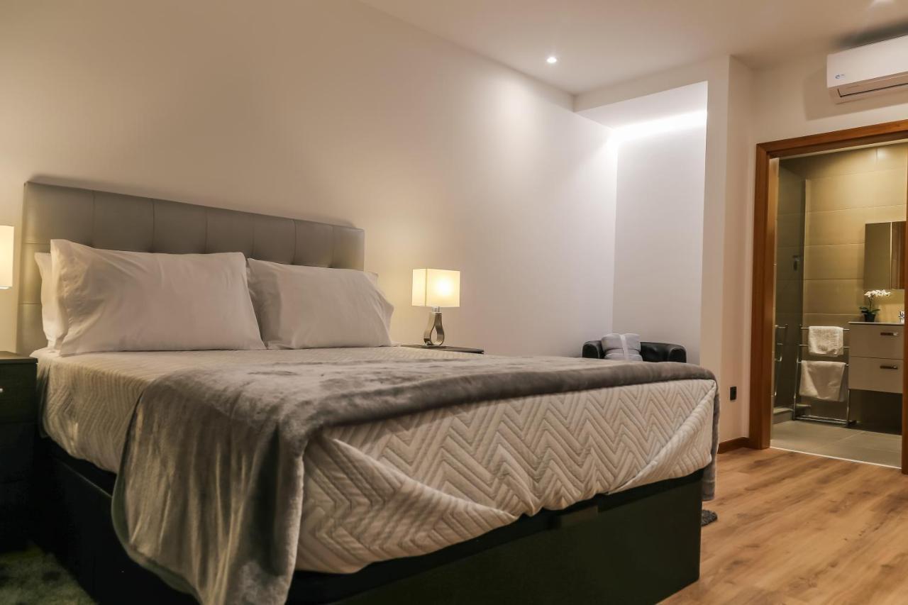A&M House II Luxury Holidays Home أركو دا كالهيتا المظهر الخارجي الصورة