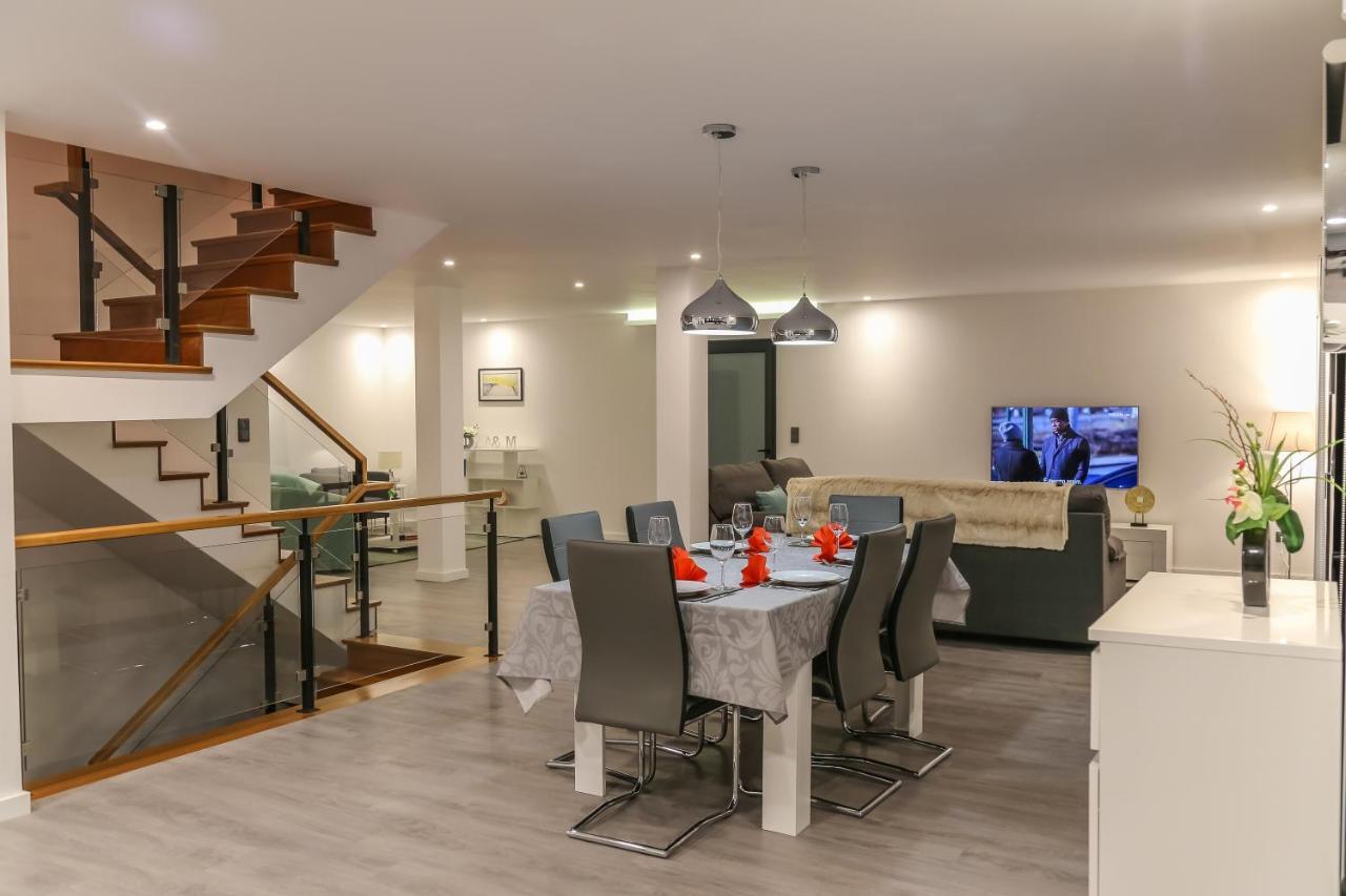 A&M House II Luxury Holidays Home أركو دا كالهيتا المظهر الخارجي الصورة